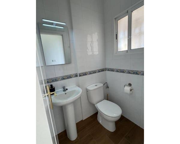 2 soveværelse Rækkehus til salg i Blue Lagoon med swimmingpool - € 179.000 (Ref: 9562240)