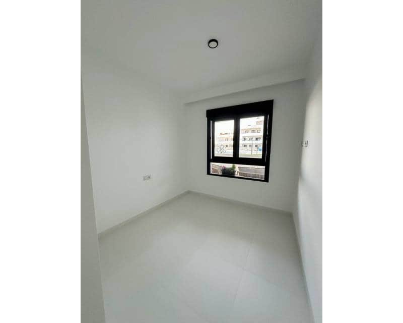 2 makuuhuone Huoneisto myytävänä paikassa San Miguel de Salinas mukana uima-altaan 
autotalli - 220 000 € (Ref: 9563789)