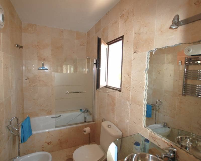 3 slaapkamer Penthouse te koop in Las Ramblas Golf met zwembad garage - € 289.000 (Ref: 9569988)