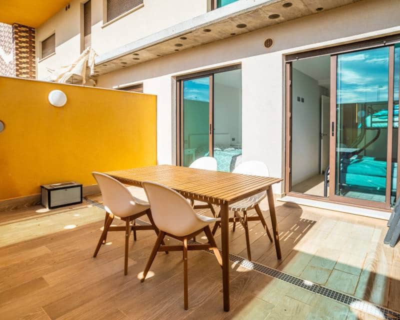 2 quarto Apartamento de Praia para venda em Playa Honda com piscina garagem - 289 000 € (Ref: 9570119)