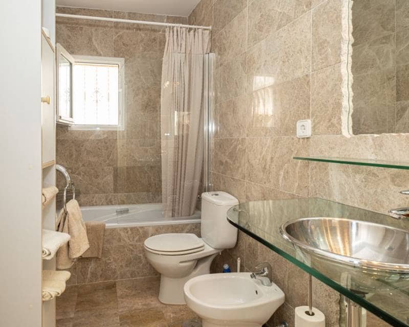 3 quarto Moradia para venda em Las Ramblas Golf com piscina garagem - 465 000 € (Ref: 9571732)