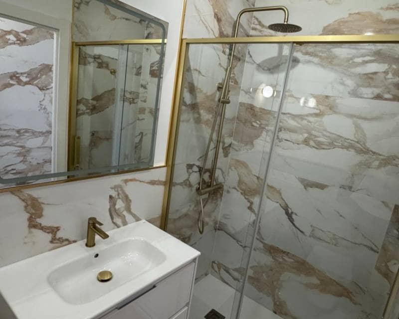 2 makuuhuone Kattohuoneisto myytävänä paikassa Orihuela Costa mukana uima-altaan - 269 000 € (Ref: 9580113)