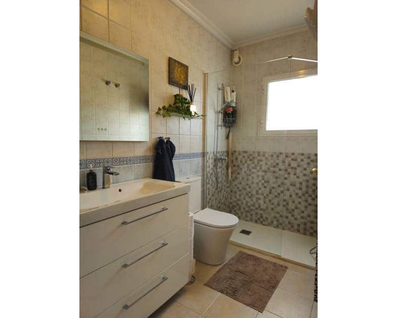 3 makuuhuone Paritalo myytävänä paikassa Villamartin mukana uima-altaan - 239 000 € (Ref: 9580327)