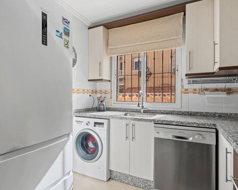 5 soveværelse Lejlighed til salg i Ciudad Quesada med swimmingpool garage - € 276.000 (Ref: 9585050)