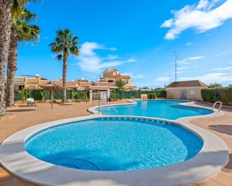 5 soveværelse Lejlighed til salg i Ciudad Quesada med swimmingpool garage - € 276.000 (Ref: 9585050)