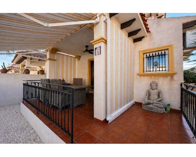 2 chambre Villa/Maison Mitoyenne à vendre à La Zenia avec piscine - 230 000 € (Ref: 9588356)