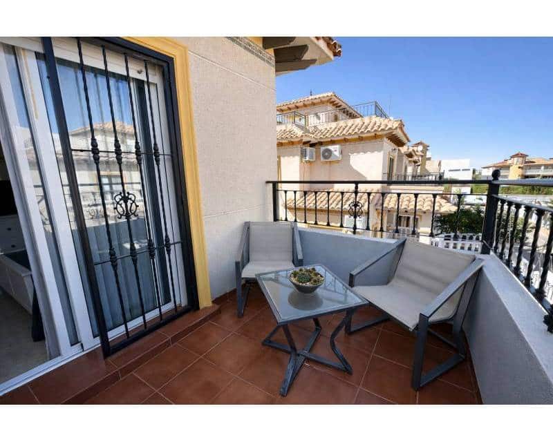 2 chambre Villa/Maison Mitoyenne à vendre à La Zenia avec piscine - 230 000 € (Ref: 9588356)