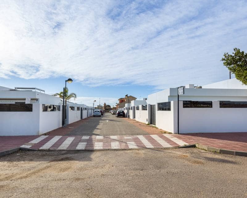 3 camera da letto Villa in vendita in Roldan con piscina garage - 335.000 € (Rif: 9592113)