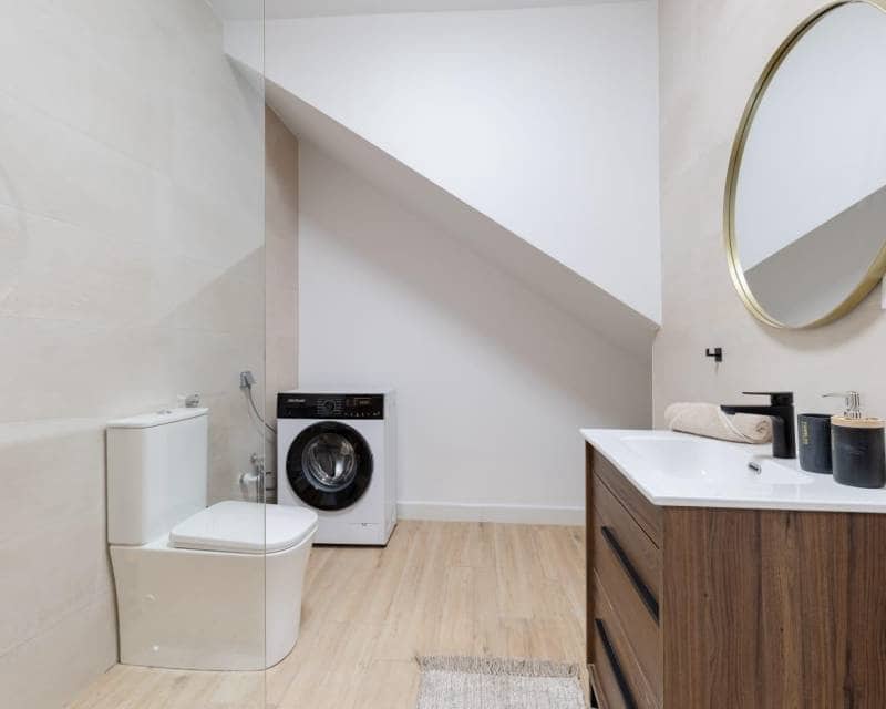 4 bedroom Apartment for sale in Torrevieja - € 199,000 (Ref: 9592115)