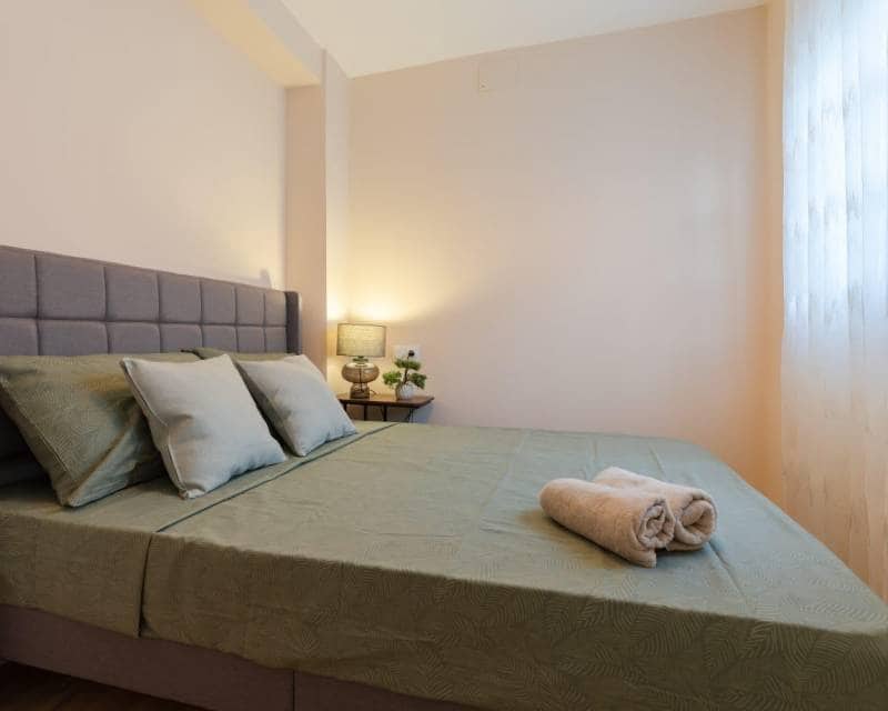 4 bedroom Apartment for sale in Torrevieja - € 199,000 (Ref: 9592115)