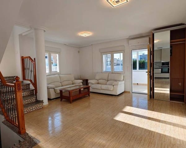 4 soveværelse Villa til salg i Villamartin, Orihuela med swimmingpool garage - € 470.000 (Ref: 9593155)