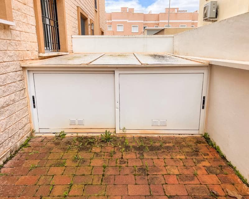 3 quarto Moradia Geminada para venda em Pilar de la Horadada com piscina - 369 000 € (Ref: 9596766)