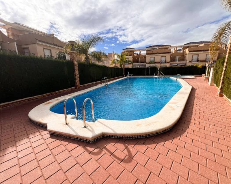 3 quarto Moradia Geminada para venda em Pilar de la Horadada com piscina - 369 000 € (Ref: 9596766)