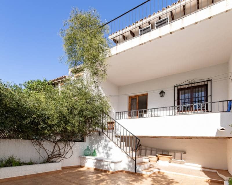 3 makuuhuone Omakotitalo myytävänä paikassa Moraira - 379 000 € (Ref: 9597184)