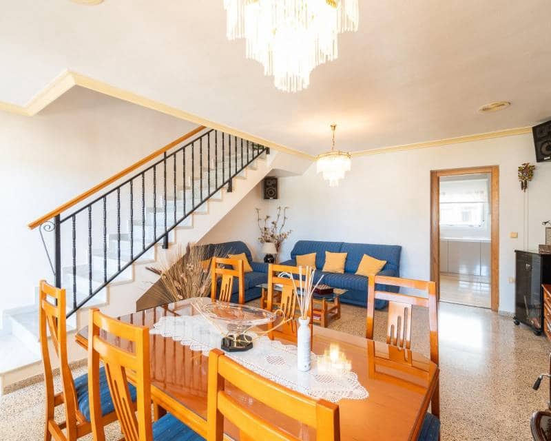 5 soveværelse Rækkehus til salg i Torremendo med swimmingpool garage - € 249.000 (Ref: 9603387)