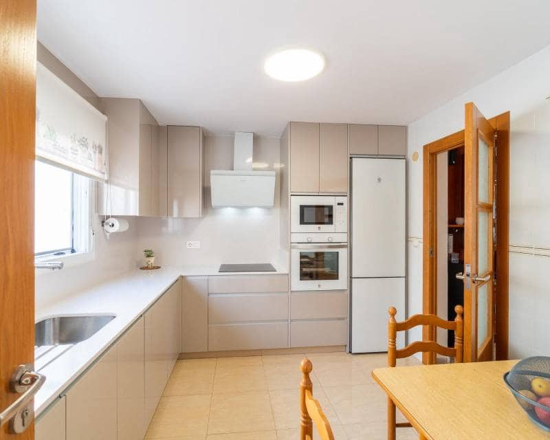 5 soveværelse Rækkehus til salg i Torremendo med swimmingpool garage - € 249.000 (Ref: 9603387)