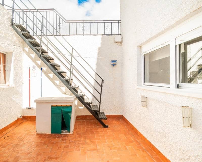5 soveværelse Rækkehus til salg i Torremendo med swimmingpool garage - € 249.000 (Ref: 9603387)