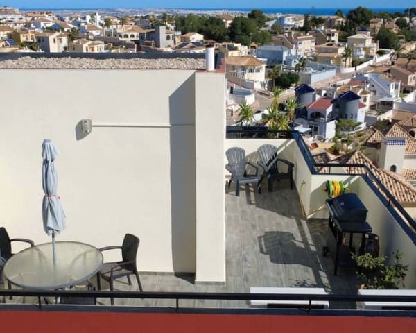 3 chambre Villa/Maison Mitoyenne à vendre à Blue Lagoon avec piscine garage - 288 000 € (Ref: 9603530)