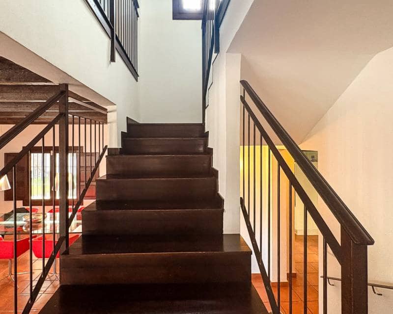 Chalet de 4 habitaciones en Santa Pola en venta con piscina - 890.000 € (Ref: 9603531)