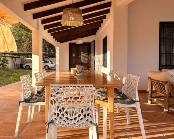 Chalet de 4 habitaciones en Noroeste, Santa Pola en venta con piscina - 890.000 € (Ref: 9603531)