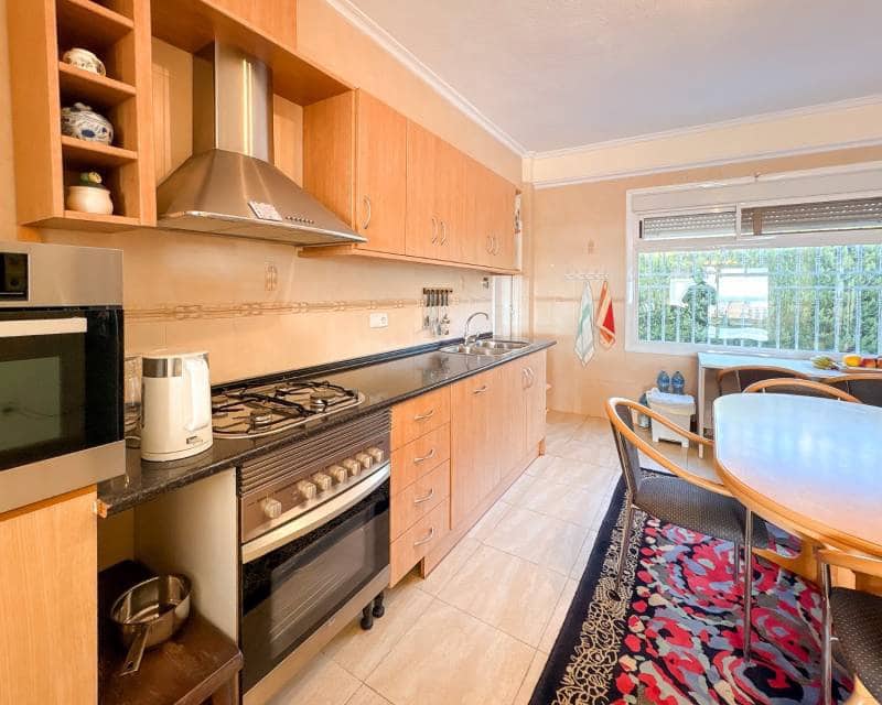 Chalet de 4 habitaciones en Ciudad Quesada en venta con piscina garaje - 525.000 € (Ref: 9610143)