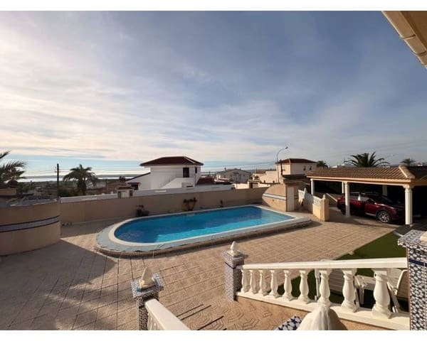 Chalet de 4 habitaciones en Ciudad Quesada, Rojales en venta con piscina garaje - 525.000 € (Ref: 9610143)