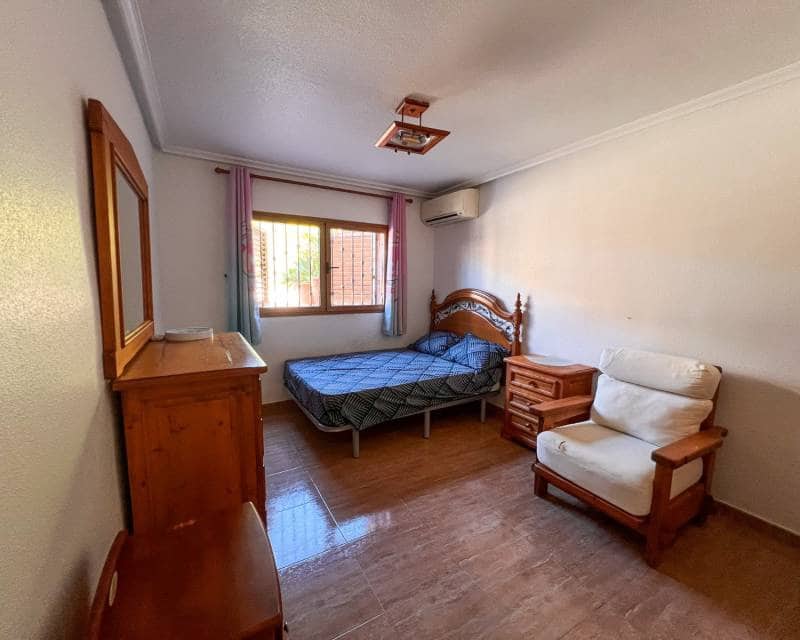 6 camera da letto Villetta Bifamiliare in vendita in Los Balcones con piscina - 480.000 € (Rif: 9610232)