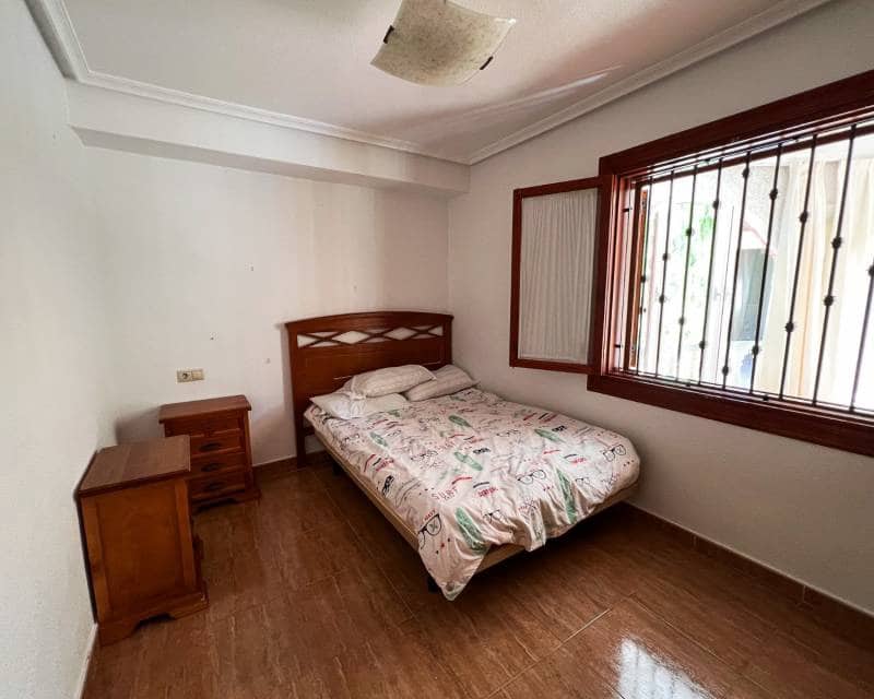 6 camera da letto Villetta Bifamiliare in vendita in Los Balcones con piscina - 480.000 € (Rif: 9610232)