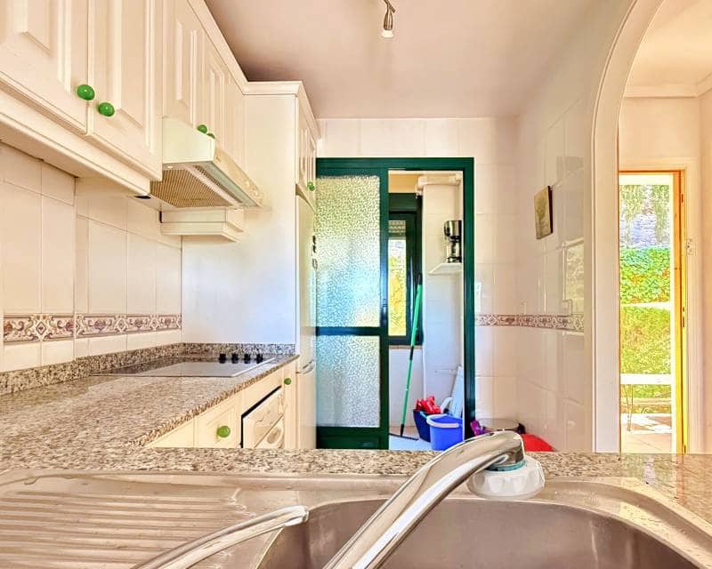 2 chambre Villa/Maison Mitoyenne à vendre à Orihuela Costa avec piscine - 215 000 € (Ref: 9614114)