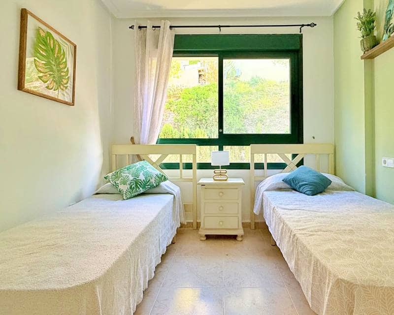 2 chambre Villa/Maison Mitoyenne à vendre à Orihuela Costa avec piscine - 215 000 € (Ref: 9614114)