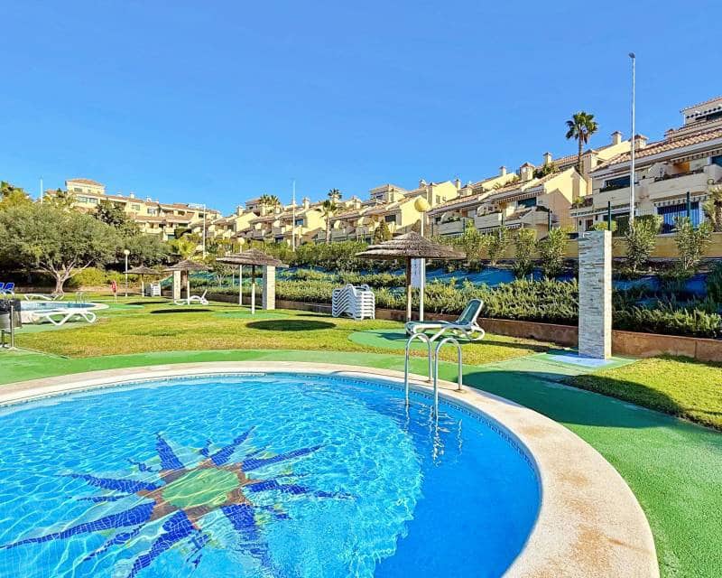 2 chambre Villa/Maison Mitoyenne à vendre à Orihuela Costa avec piscine - 215 000 € (Ref: 9614114)