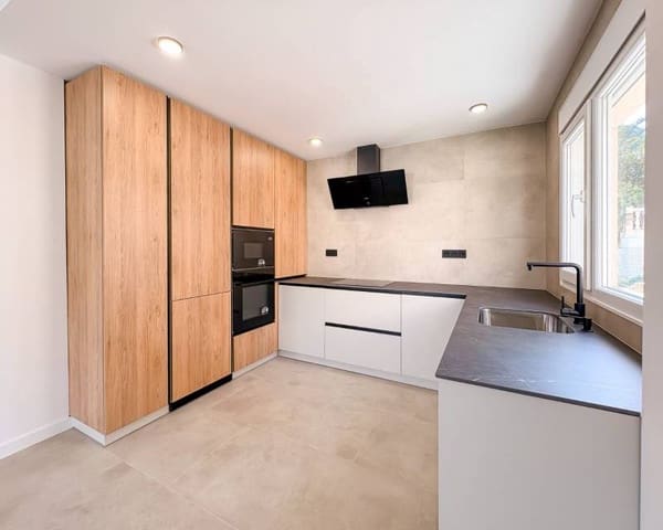 3 makuuhuone Paritalo myytävänä paikassa El Campello mukana 
autotalli - 550 000 € (Ref: 9618498)