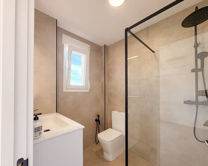 3 bedroom Semi-detached Villa for sale in El Campello with garage - € 550,000 (Ref: 9618498)