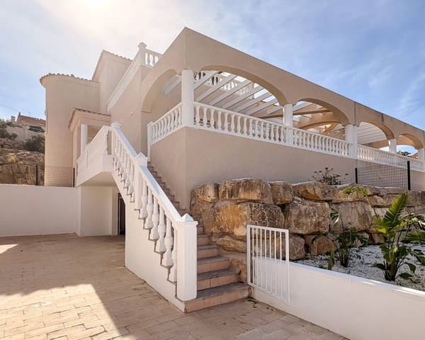 3 makuuhuone Paritalo myytävänä paikassa El Campello mukana 
autotalli - 550 000 € (Ref: 9618498)