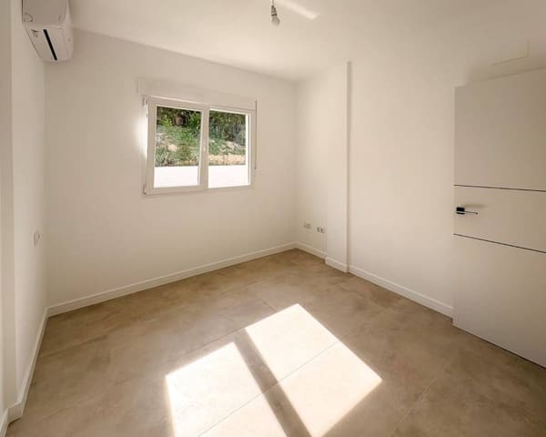 3 makuuhuone Paritalo myytävänä paikassa El Campello mukana 
autotalli - 550 000 € (Ref: 9618498)