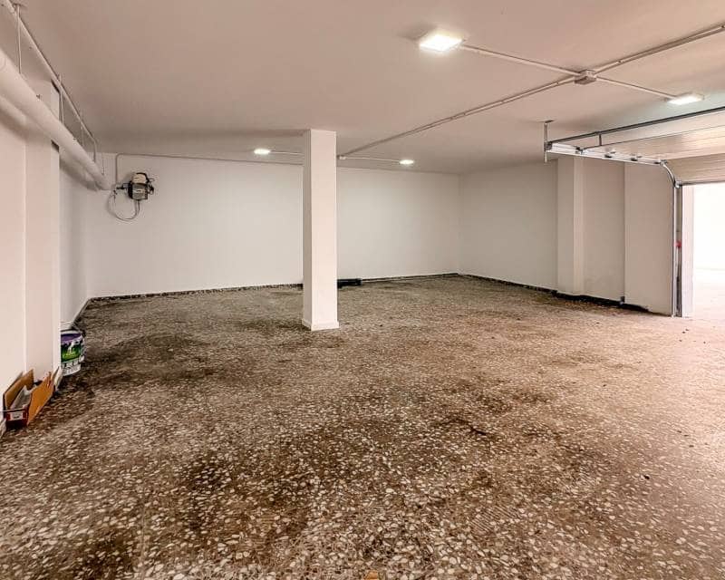 3 bedroom Semi-detached Villa for sale in El Campello with garage - € 550,000 (Ref: 9618498)