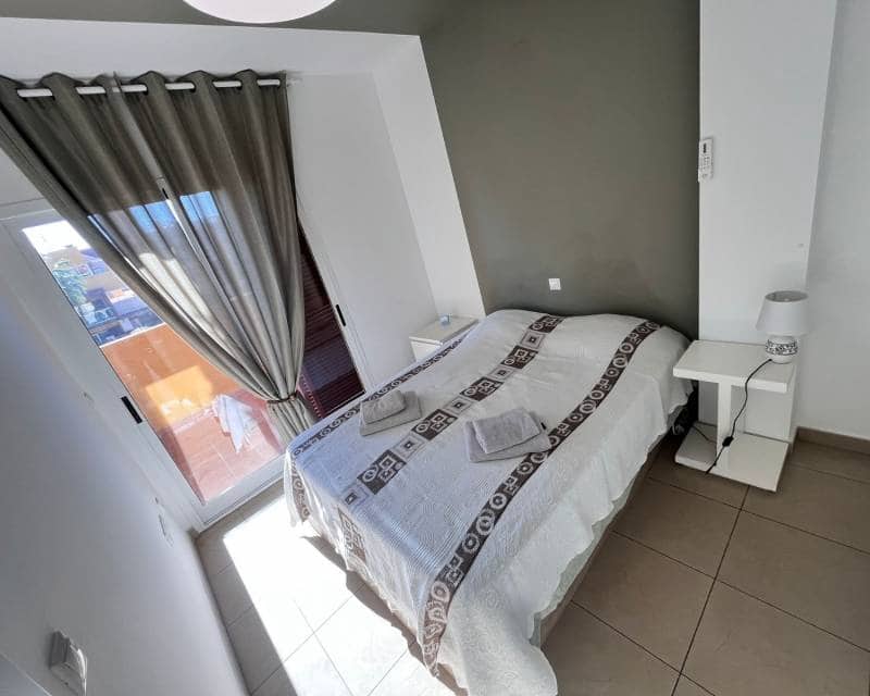 2 soveværelse Lejlighed til salg i Orihuela Costa med swimmingpool garage - € 244.900 (Ref: 9623003)