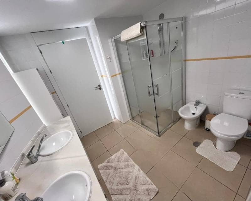 2 soveværelse Lejlighed til salg i Orihuela Costa med swimmingpool garage - € 244.900 (Ref: 9623003)