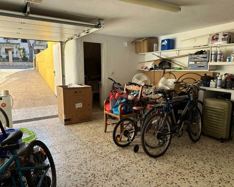 4 bedroom Terraced Villa for sale in Orihuela Costa with pool garage - € 299,900 (Ref: 9623244)