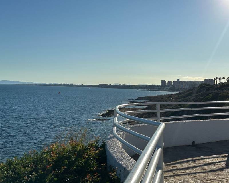 4 bedroom Terraced Villa for sale in Orihuela Costa with pool garage - € 299,900 (Ref: 9623244)