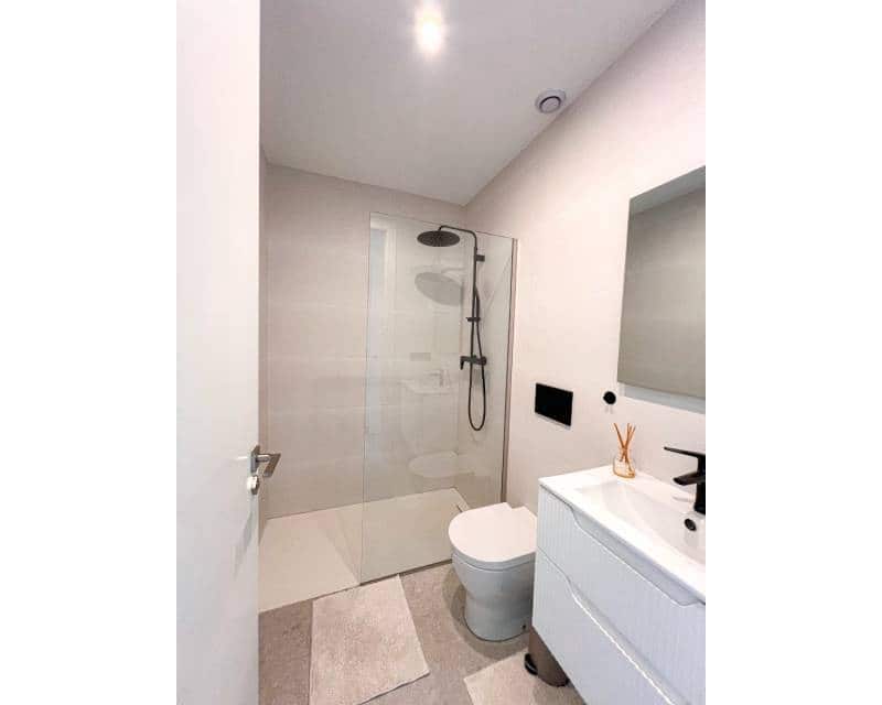 Apartamento Playa de 3 habitaciones en Guardamar del Segura en venta con piscina garaje - 399.000 € (Ref: 9624088)