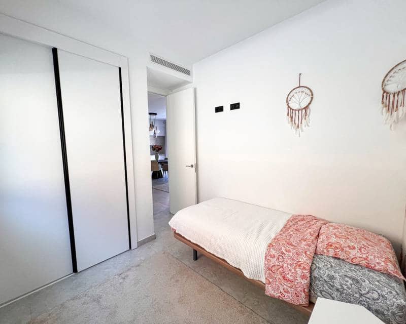 Apartamento Playa de 3 habitaciones en Guardamar del Segura en venta con piscina garaje - 399.000 € (Ref: 9624088)