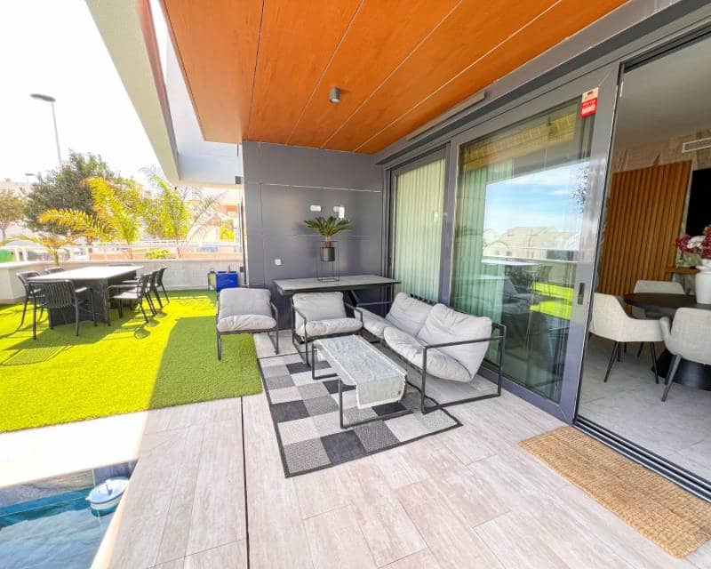 Apartamento Playa de 3 habitaciones en Guardamar del Segura en venta con piscina garaje - 399.000 € (Ref: 9624088)