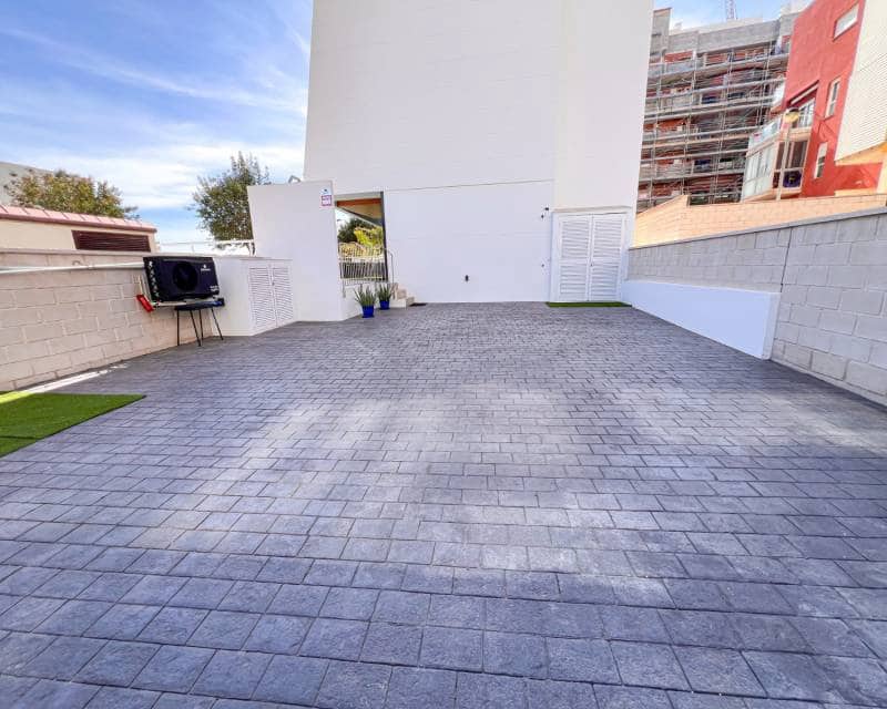 Apartamento Playa de 3 habitaciones en Guardamar del Segura en venta con piscina garaje - 399.000 € (Ref: 9624088)