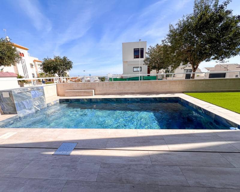 Apartamento Playa de 3 habitaciones en Guardamar del Segura en venta con piscina garaje - 399.000 € (Ref: 9624088)