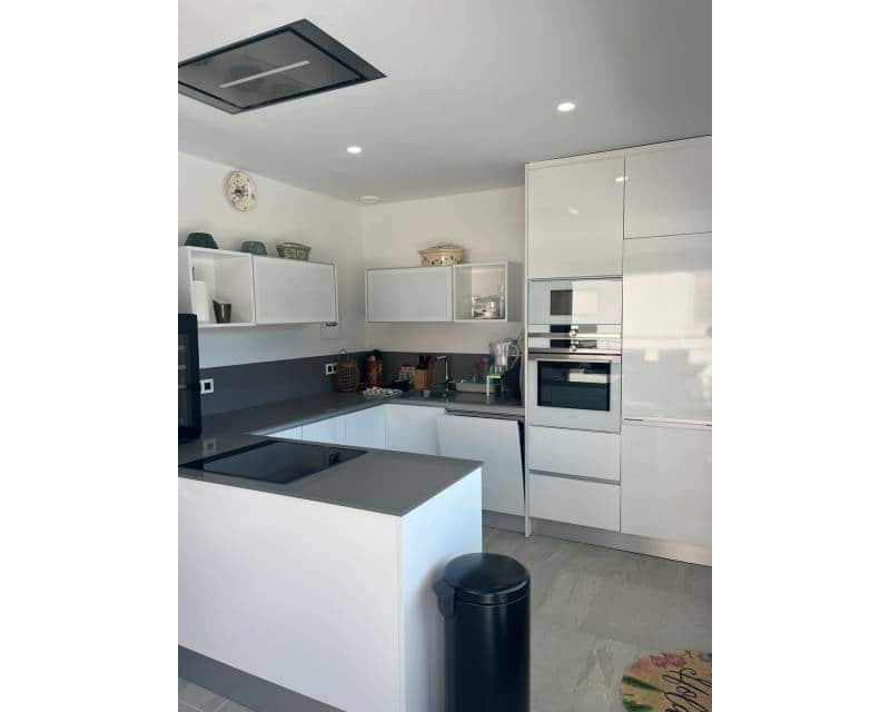 3 soveværelse Villa til salg i San Miguel de Salinas med swimmingpool garage - € 385.000 (Ref: 9626399)