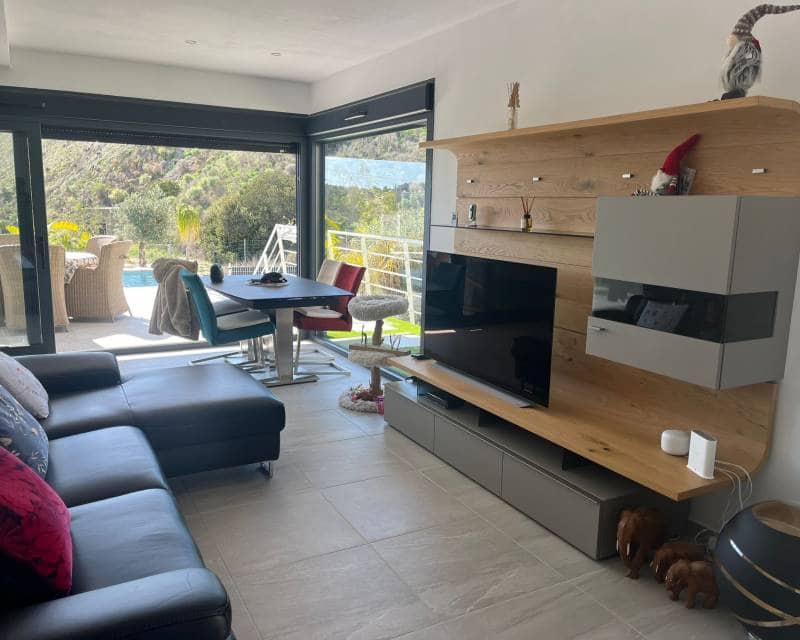 3 soveværelse Villa til salg i San Miguel de Salinas med swimmingpool garage - € 385.000 (Ref: 9626399)