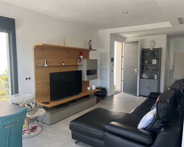 3 soveværelse Villa til salg i San Miguel de Salinas med swimmingpool garage - € 385.000 (Ref: 9626399)