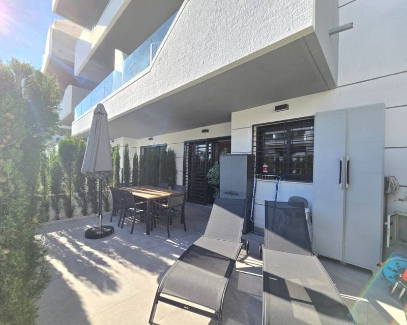 2 quarto Apartamento para venda em Villamartin com piscina garagem - 275 000 € (Ref: 9631856)