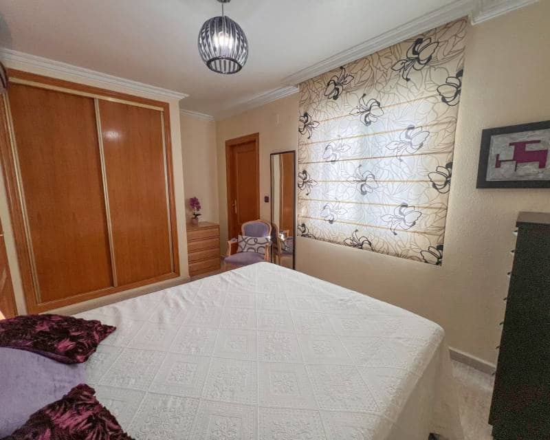 3 slaapkamer Penthouse te koop in Torrevieja met garage - € 265.000 (Ref: 9632704)